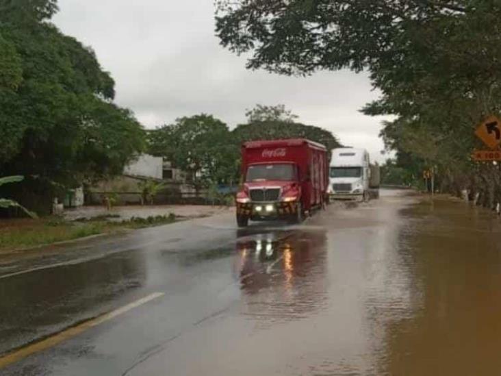Se forman seis vados en la Villahermosa-Teapa Se forman seis vados en la Villahermosa-Teapa
