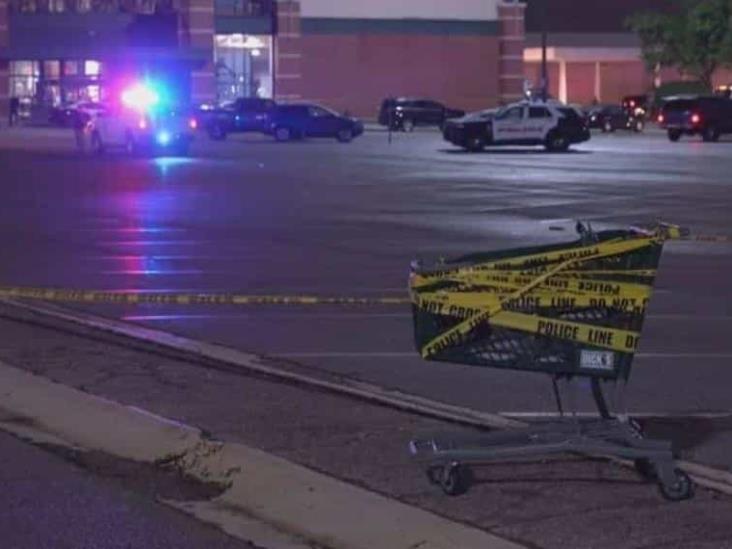 Un atacante asesinó a tres personas con una ametralladora en un centro comercial del sur de Rusia Un atacante asesinó a tres personas con una ametralladora en un centro comercial del sur de Rusia