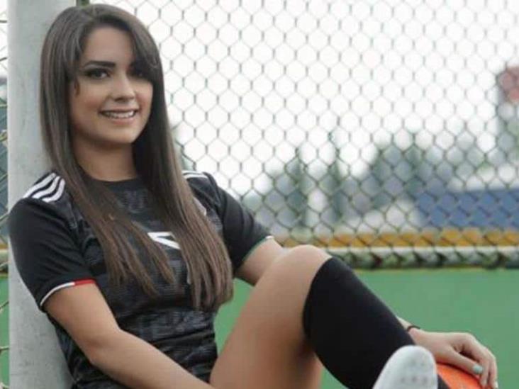 Sobrina de Maribel Guardia incendia el Mundial con su pasión Sobrina de Maribel Guardia incendia el Mundial con su pasión