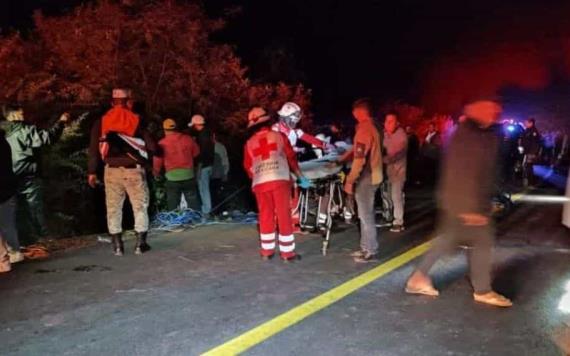 Se accidenta autobús en Oaxaca; hay dos muertos y 43 lesionados