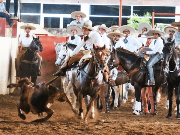 Concluyó de estupenda forma el Circuito Tabasco 2022 en el lienzo "Lic. Carlos A. Madrazo Becerra" de Villahermosa Concluyó de estupenda forma el Circuito Tabasco 2022 en el lienzo "Lic. Carlos A. Madrazo Becerra" de Villahermosa