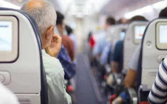 Muere turista de 70 años cuando descendía de avión que aterrizó en Huatulco