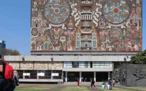 Sujetos encapuchados ingresan a oficinas de la UNAM y roban mobiliario