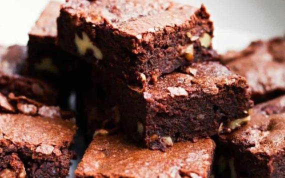 Estudiantes de Campeche se intoxican con brownies "mágicos" durante una posada escolar