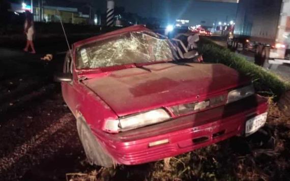 Volcadura de autos sobre la carretera federal Cárdenas a Villahermosa deja 2 muertos