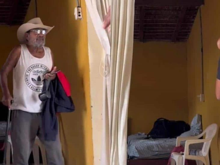 Abuelito llora desconsoladamente tras enterarse de la muerte de ´Pelé´ Abuelito llora desconsoladamente tras enterarse de la muerte de ´Pelé´