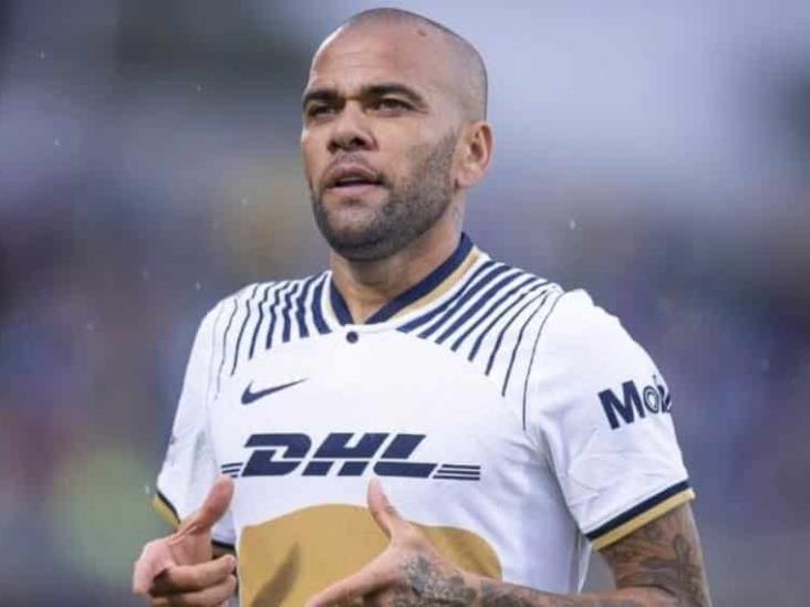 Posible razón por la que Dani Alves usará el 77 en Pumas Posible razón por la que Dani Alves usará el 77 en Pumas