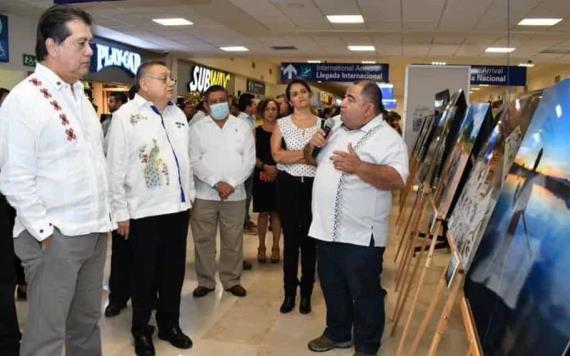 Presentan exposición fotográfica "Los Mangles de la Selva" en el Aeropuerto Internacional "Carlos Rovirosa Pérez"