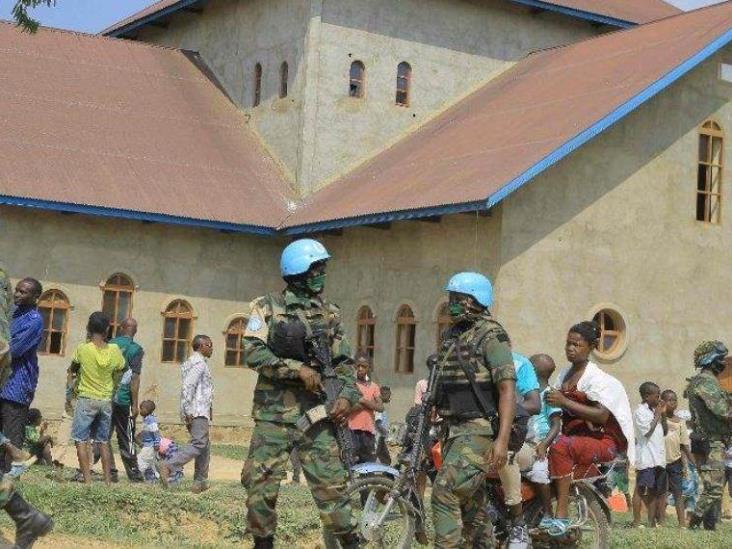 Atentado en una iglesia de República Democrática de Congo, deja al menos 11 muertos Atentado en una iglesia de República Democrática de Congo, deja al menos 11 muertos