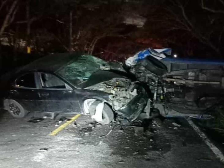 ¡Siniestro accidente! vuelcan autos por exceso de velocidad ¡Siniestro accidente! vuelcan autos por exceso de velocidad