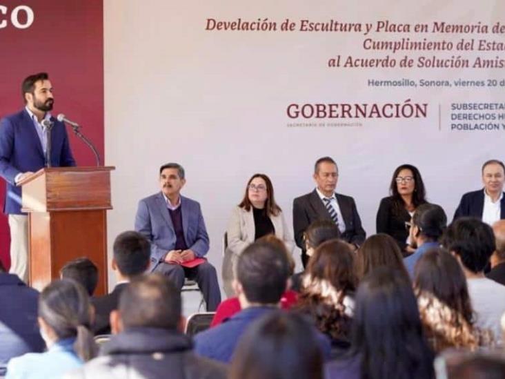 Devela el Estado mexicano escultura y placa en memoria de Ismael Mondragón Molina; niño fallecido por negligencia médica Devela el Estado mexicano escultura y placa en memoria de Ismael Mondragón Molina; niño fallecido por negligencia médica