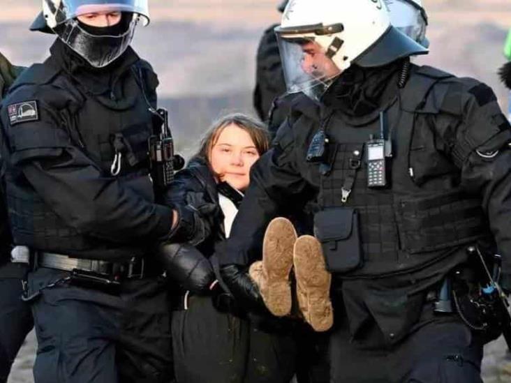 Detienen a la activista Greta Thunberg en plena protesta en una mina de carbón Detienen a la activista Greta Thunberg en plena protesta en una mina de carbón
