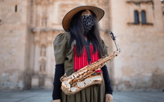 Mi agresor ha quedado libre, denuncia la saxofonista María Elena Ríos