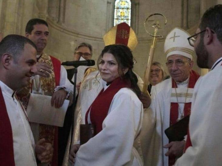 Luteranos ordenan a la primera pastora mujer palestina Luteranos ordenan a la primera pastora mujer palestina