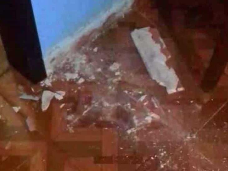Sacan a una mujer de su vivienda y se la llevan a punta de pistolas en Cunduacán Sacan a una mujer de su vivienda y se la llevan a punta de pistolas en Cunduacán