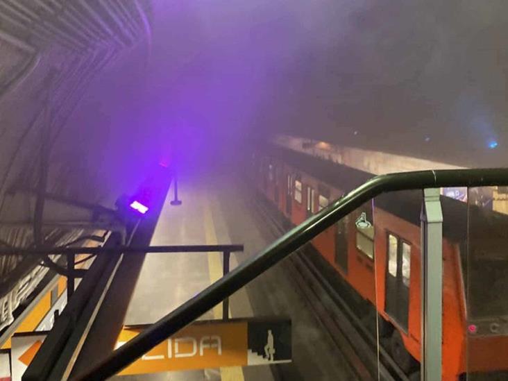 Corto circuito habría provocado el humo sobre la línea 7 del Metro Corto circuito habría provocado el humo sobre la línea 7 del Metro