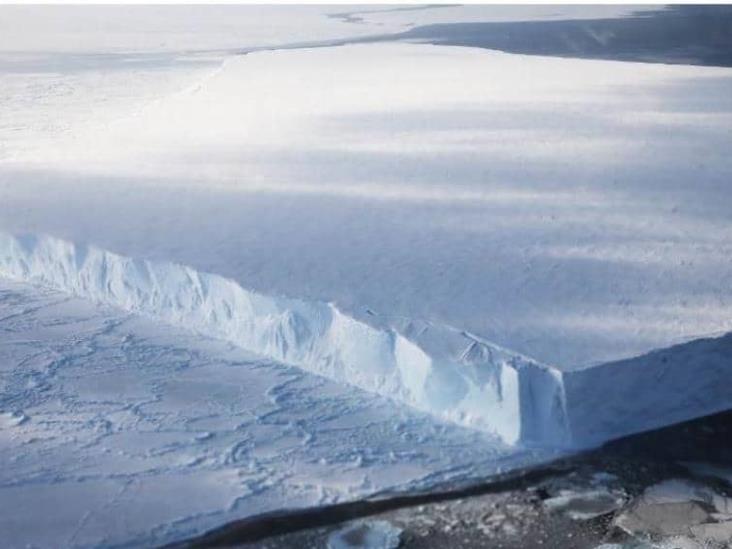 Un enorme iceberg del tamaño de Londres se desprende de la Antártida Un enorme iceberg del tamaño de Londres se desprende de la Antártida