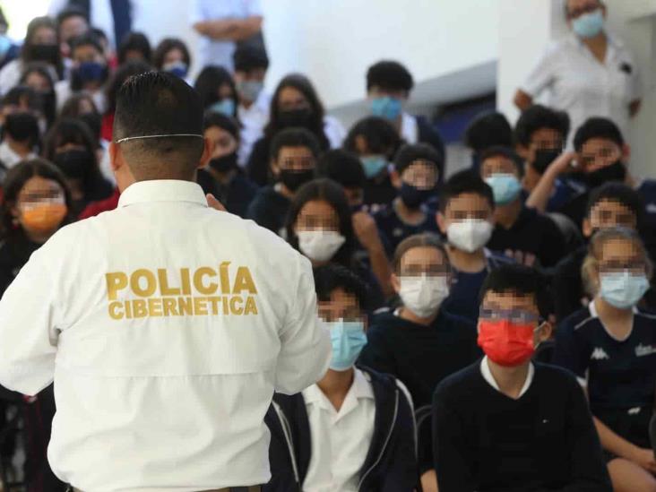 Promueve la FGE civismo digital entre estudiantes del Colegio Champal Promueve la FGE civismo digital entre estudiantes del Colegio Champal
