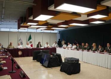 UNAM cita a Yasmín Esquivel para presentar pruebas a su favor sobre plagio de tesis