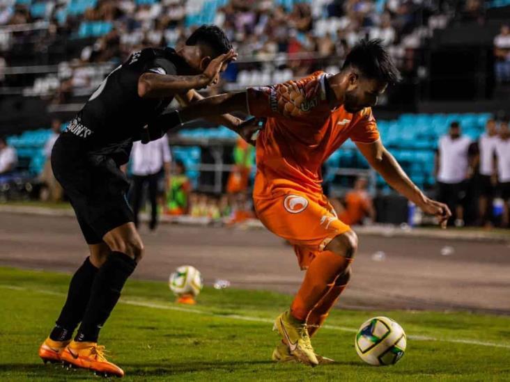 Futbolistas tabasqueños tienen actividad en la Liga Expansión MX Futbolistas tabasqueños tienen actividad en la Liga Expansión MX
