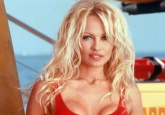 Netflix estrena documental sobre Pamela Anderson, considerada un símbolo sexual