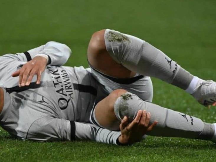 Noche de pesadilla para Mbappé, falla dos penales y se lesiona Noche de pesadilla para Mbappé, falla dos penales y se lesiona