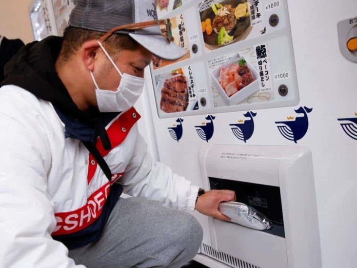 Japoneses venden carne de ballena en máquinas expendedoras Japoneses venden carne de ballena en máquinas expendedoras