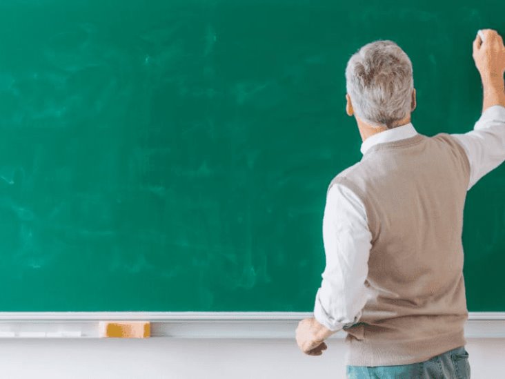 ¿Buscas chamba? Estados Unidos abre VACANTE para profesor de español ¿Buscas chamba? Estados Unidos abre VACANTE para profesor de español