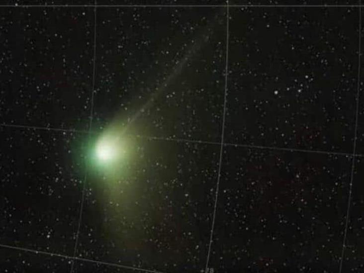 Fotógrafo mexicano capta el paso del cometa verde por México Fotógrafo mexicano capta el paso del cometa verde por México