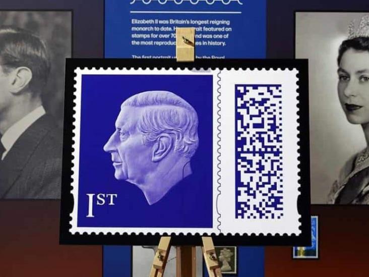 Crean primeros sellos postales con imagen de Carlos III Crean primeros sellos postales con imagen de Carlos III