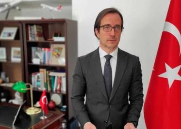 Crean primeros sellos postales con imagen de Carlos III
