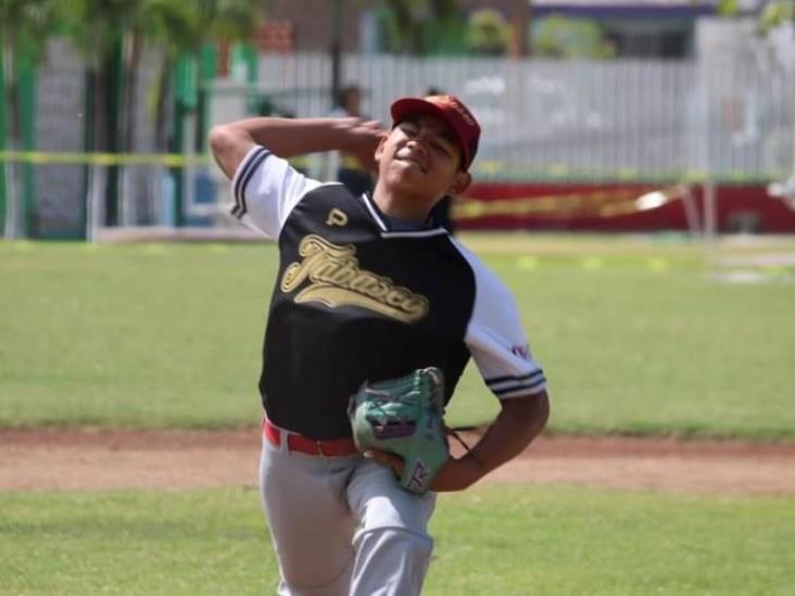 El pelotero tabasqueño Emilio Payró Desales firmó con Toros de Tijuana para encaminarse al profesionalismo en la Liga Mexicana de Beisbol (LMB) El pelotero tabasqueño Emilio Payró Desales firmó con Toros de Tijuana para encaminarse al profesionalismo en la Liga Mexicana de Beisbol (LMB)
