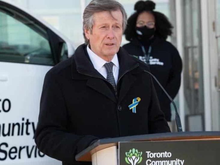 Renuncia alcalde de Toronto tras aceptar relación con trabajadora Renuncia alcalde de Toronto tras aceptar relación con trabajadora