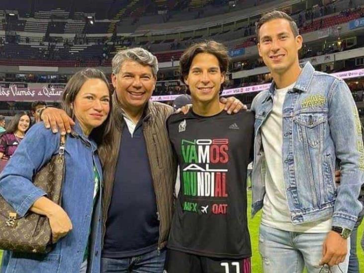 El amor de la familia de los futbolistas tabasqueños, Mauro Alberto y Diego Lainez los ha mantenido unidos El amor de la familia de los futbolistas tabasqueños, Mauro Alberto y Diego Lainez los ha mantenido unidos