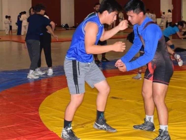 Luchas asociadas realizó su primer control técnico para integrar la Selección Estatal Luchas asociadas realizó su primer control técnico para integrar la Selección Estatal