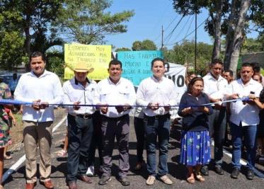 Ayuntamiento de Cunduacán entrega obra de pavimentación en ejido Morelos Piedra