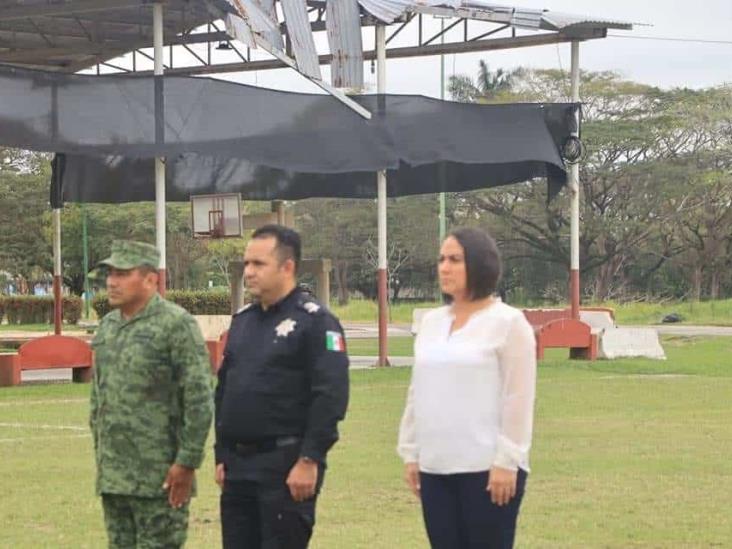 Arriba personal de la fuerza de tarea regional de la VII Región Militar Comalcalco Arriba personal de la fuerza de tarea regional de la VII Región Militar Comalcalco