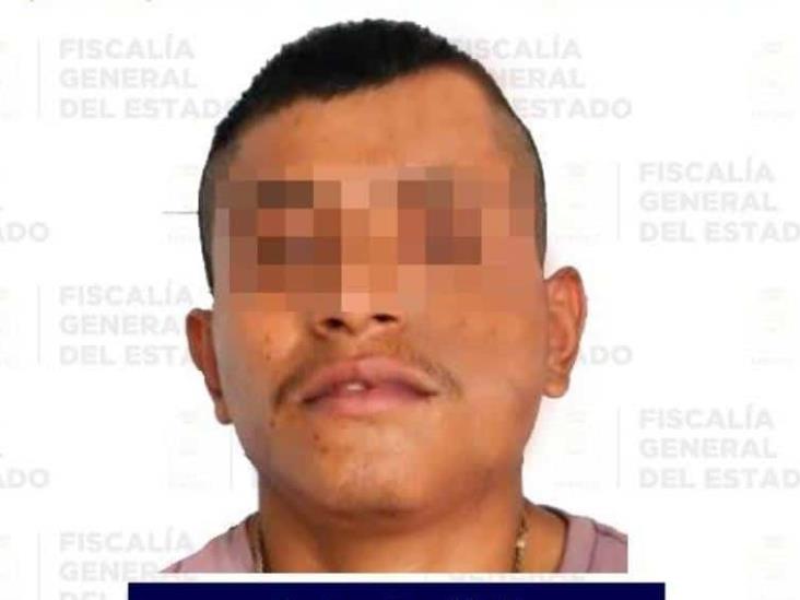 Ejecuta FGE cateo en la ranchería Buena Vista, Centro; asegura droga y detiene a un sujeto Ejecuta FGE cateo en la ranchería Buena Vista, Centro; asegura droga y detiene a un sujeto