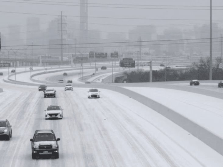 Frente frío Núm. 34 y la Séptima Tormenta Invernal, se desplazarán sobre Texas, E.U.A Frente frío Núm. 34 y la Séptima Tormenta Invernal, se desplazarán sobre Texas, E.U.A