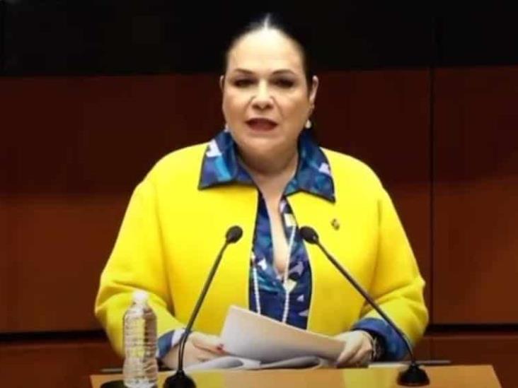 Presentan dictamen en materia de Reforma Electoral sin el Art. 12 referente a transferencia de votos Presentan dictamen en materia de Reforma Electoral sin el Art. 12 referente a transferencia de votos