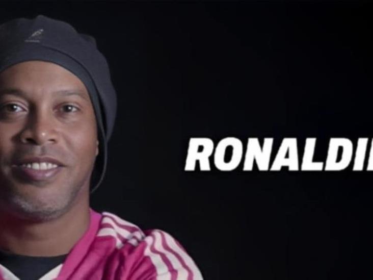Ronaldinho sale del retiro y volverá al futbol de España Ronaldinho sale del retiro y volverá al futbol de España