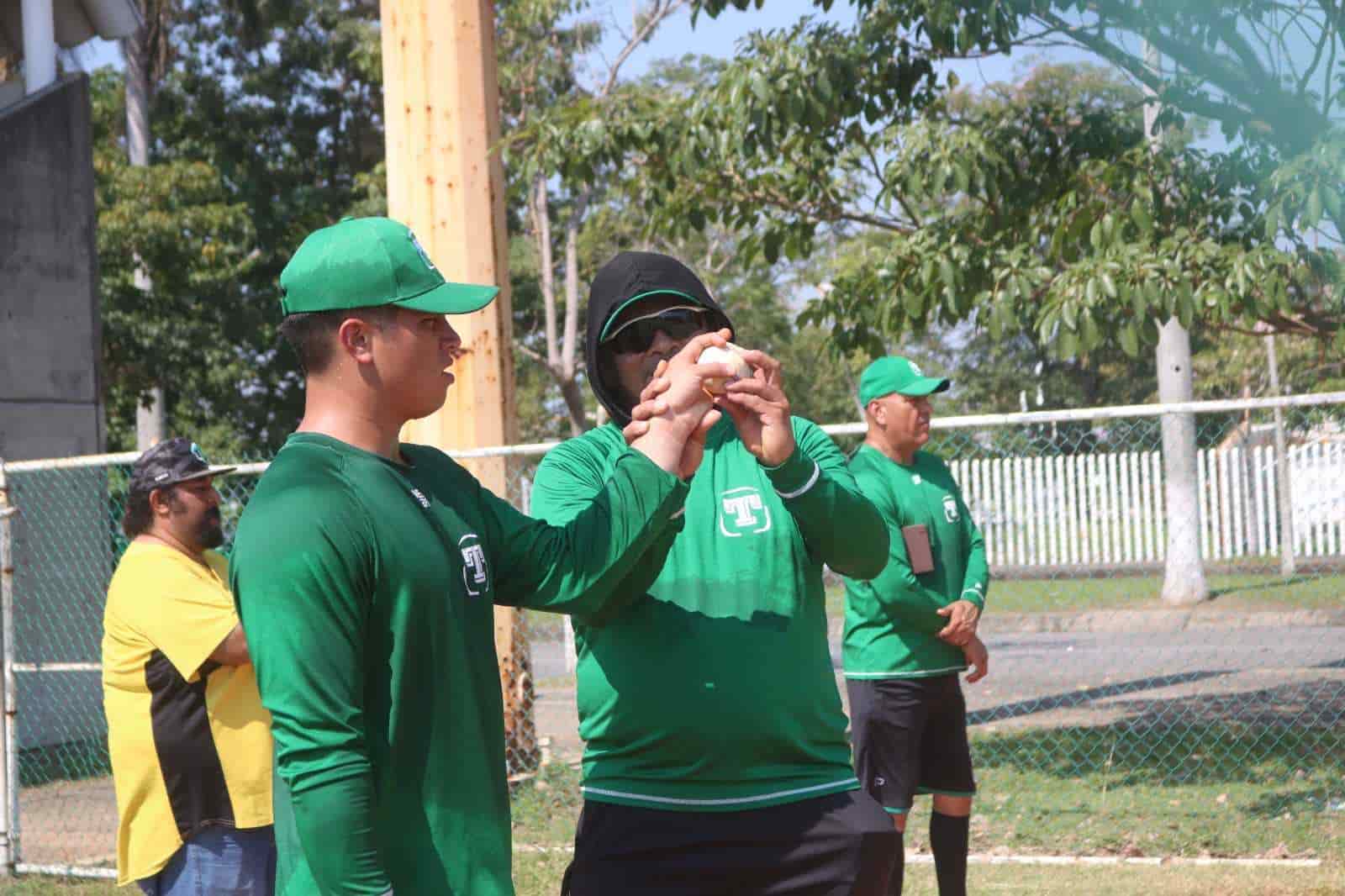 Jesús Broca demuestra su talento en mini campo de Olmecas