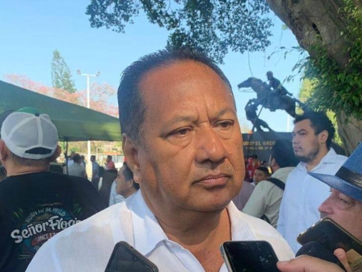 Seguirá apoyando a la Población Seguirá apoyando a la Población