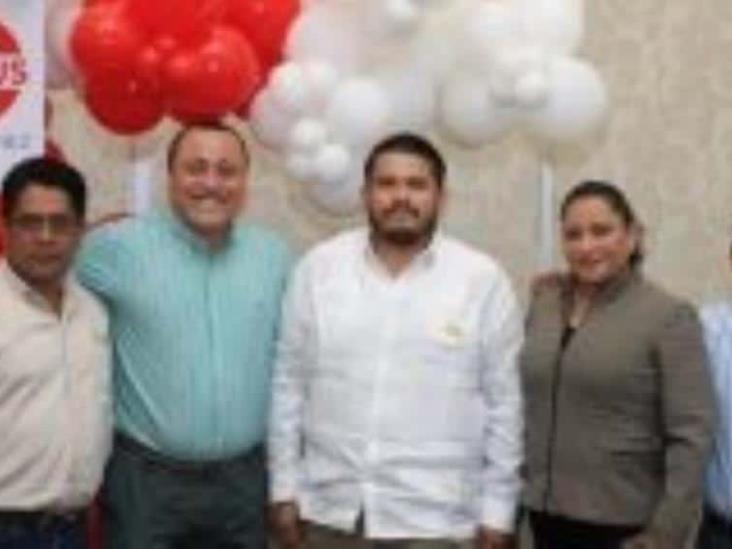 El Congreso del Estado de Tabasco recibió el reconocimiento "Empresas de Diez Plus" El Congreso del Estado de Tabasco recibió el reconocimiento "Empresas de Diez Plus"