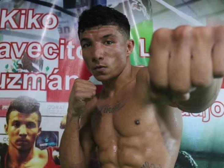 Todo indica que el campeón Nacional Gallo, Luis "Kiko" Guzmán buscará colocarse en los primeros parámetros a nivel internacional, cuando pelee el 5 de mayo en el marco de la Feria Tabasco 2023 Todo indica que el campeón Nacional Gallo, Luis "Kiko" Guzmán buscará colocarse en los primeros parámetros a nivel internacional, cuando pelee el 5 de mayo en el marco de la Feria Tabasco 2023