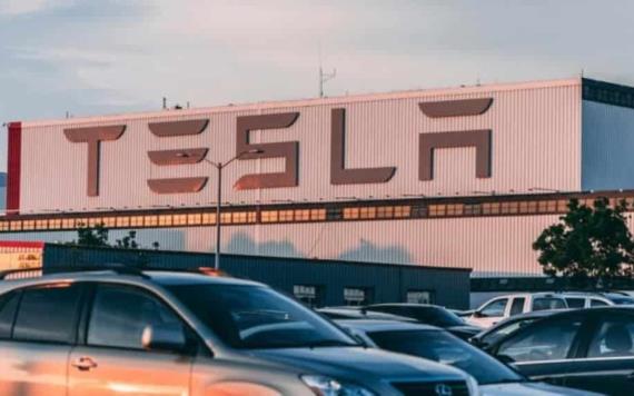 ¿Cuánto GANA un empleado de Tesla?