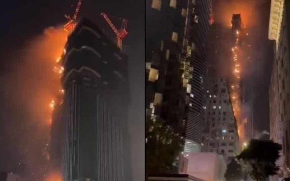 Desalojan a 130 personas por incendio en distrito comercial de Hong Kong