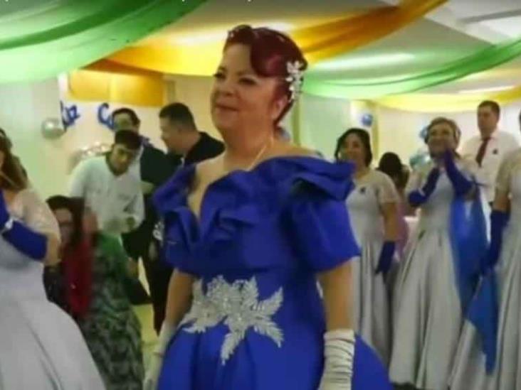 Nunca es tarde, abuelita se convierte en quinceañera a los 70 años Nunca es tarde, abuelita se convierte en quinceañera a los 70 años