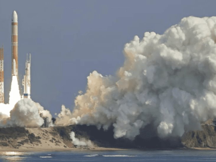 Japón lanza un cohete y lo destruye por fallo Japón lanza un cohete y lo destruye por fallo