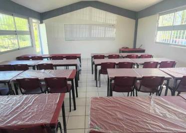 Inaugura la Diputada Federal Lorena Méndez Denis, nuevo taller de tiras bordadas en Comalccalco